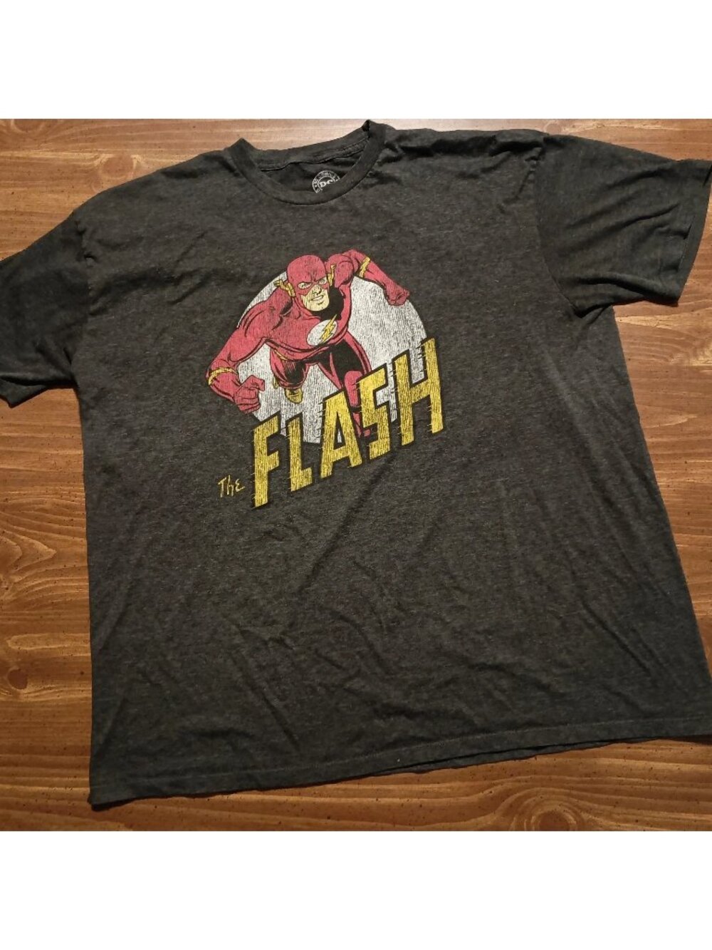 The Flash - 2XL - Retro comic book t-shirt // DC Comics Justice League